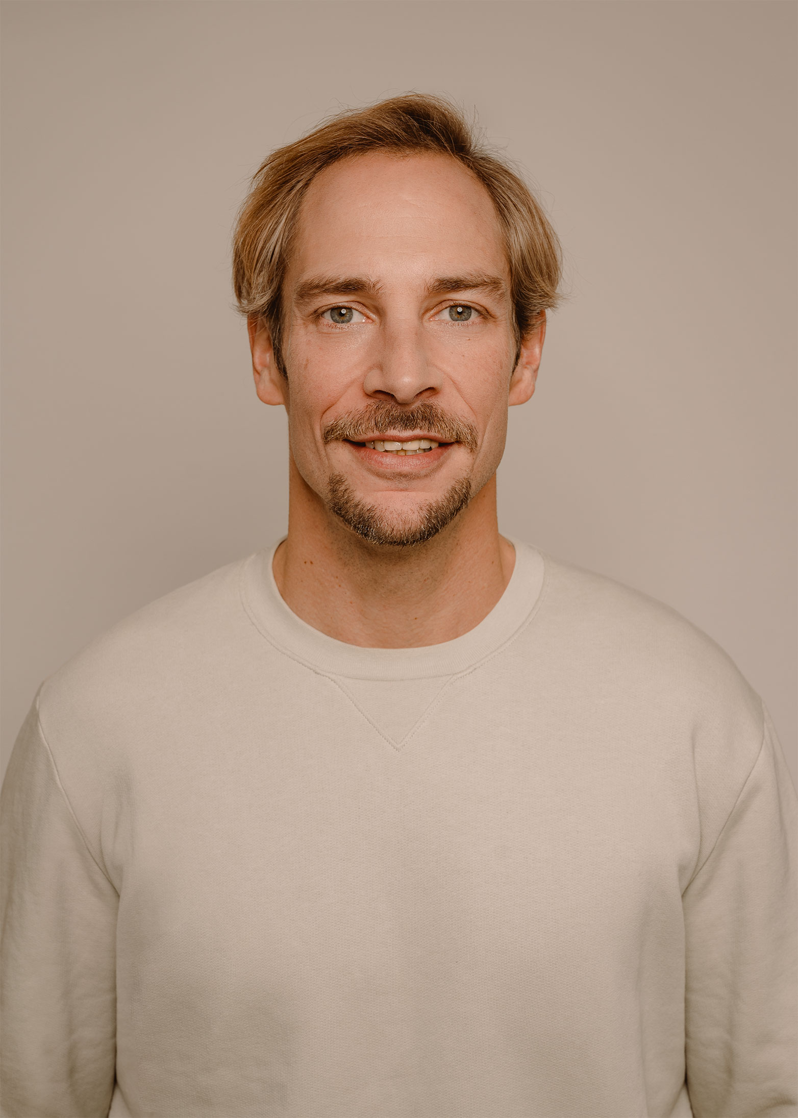 20211031-Selbstportrait_Website-111_final_small